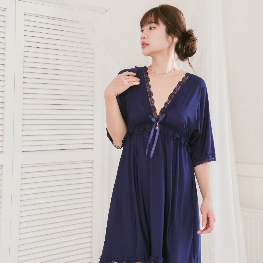 清雅晚香 柔滑萊卡深V連身睡衣(深藍)
